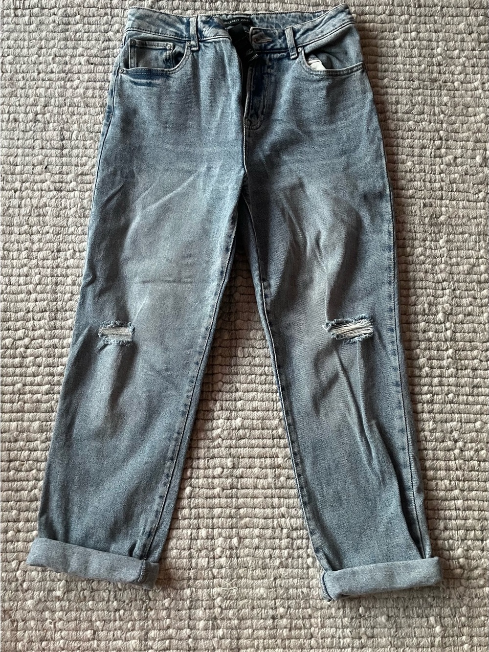High-Rise Distressed Mom Jeans in Washed Blue
